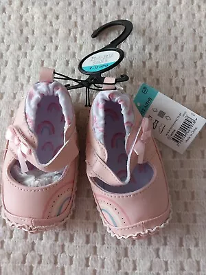 £3 • Buy PRETTY RAINBOW Baby Girls Shoes Age 6-9 Months BNWTS