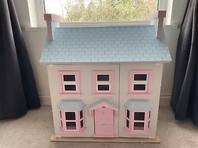 Le Toy Van Dolls House Mayberry Manor  RRP £150 Plus Huge Lot Of Accessories • £60