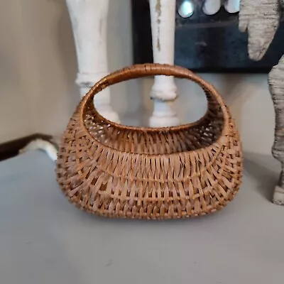 Vintage Mid-Century Woven Egg Basket - 9  X 7.5  • $15