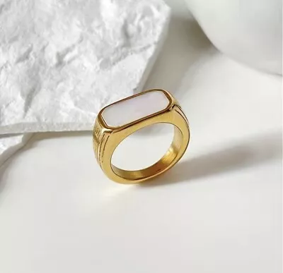 18k Gold Plated White Vintage Style Ring Size 6 • $15.07