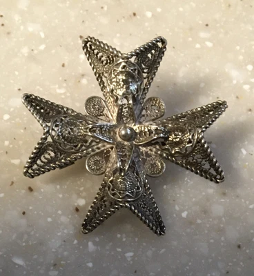 $48 • Buy Vintage Sterling Silver Maltese Cross Pendant/Brooch
