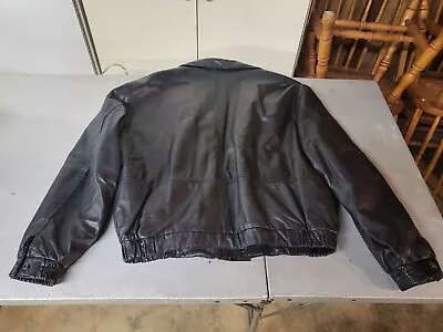 Members Only Black Leather Bomber Jacket Size 46 • $22