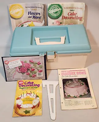 WILTON Cake Decorating Tool Caddy Decorating Tips Bags Course 1 & 2 & More • £47.49