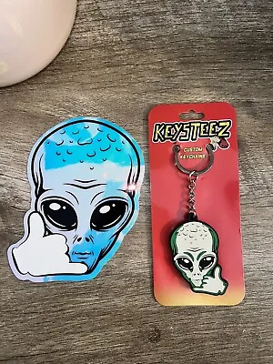 Ovnis Collection: UFO Keychain And Sticker • $18