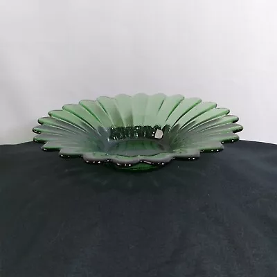 Vintage Green Glass Flower Retro Style Trinket Jewelry Dish • $12.99