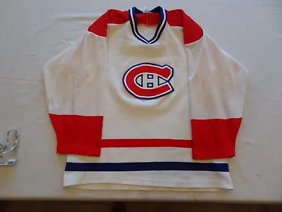 Vintage CCM Montreal Canadiens NHL Jersey Distressed Men’s Small Hockey  • $15