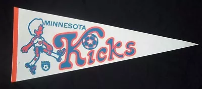 MINNESOTA KICKS 1970's WHITE NASL PENNANT • $44.99