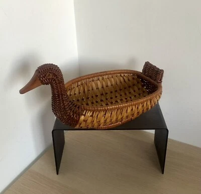 £12.50 • Buy Vintage Wicker And Wood Duck Storage Basket, Egg Display, Farmhouse