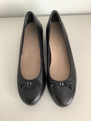 £13.50 • Buy M&S Footglove New Shoes Size 7 Wide 