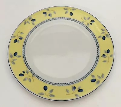 £6.80 • Buy 1 Royal Doulton Blueberry Salad Dessert Plate