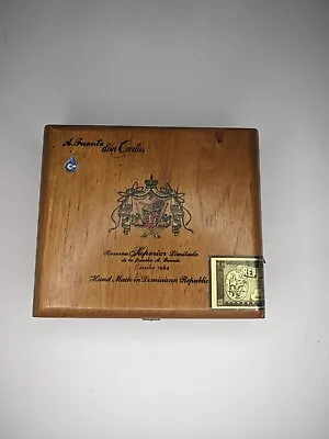 A Fuentes Don Carlos Reserve Superior Limitada Cigar Box 1984 • $7.50