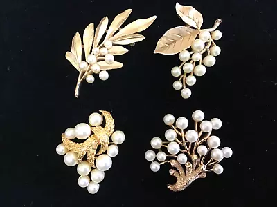 Vintage All Signed Crown Trifari Gold Tone Metal & Faux Pearls Brooch Pin Lot! • $99.99