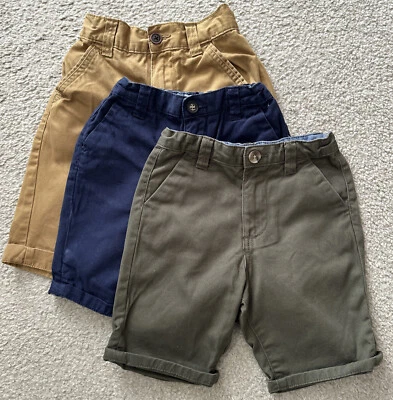 £10 • Buy 3 X Boys Chino Neutral Coloured Shorts Age 5-6 Years