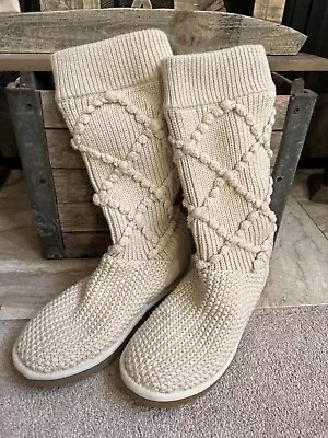 UGG Classic Argyle Calf Height Women's Knit Boots In Beige W/shearling Foot Sz 7 • $49.99