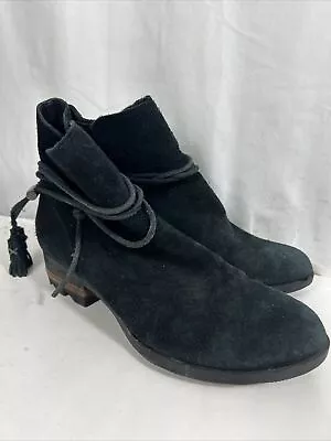 Sorel Boots Womens 7 Farah Tassel Ties Ankle Booties NL2682-010 Black Suede • $24.99