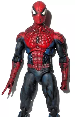 Marvel Universe SPIDER-MAN 2009 Series 1 032 32 Red DARK BLUE Variant Mcfarlane • $16.95