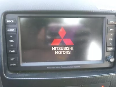 2007-2010 Mitsubishi Outlander Lancer Radio AM FM CD Navigation Screen 8750A069 • $199.99