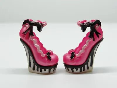 Monster High Replacement Draculaura Sweet 1600 Pink Shoes • $9.99