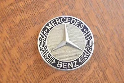 Vintage Mercedes Benz Automobile Car Emblem Button 129 888 01 16 • $19.99