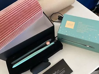 Ghd Platinum+ Styler 1  Flat Iron Hair Straightener - Alluring Jade Green • $100