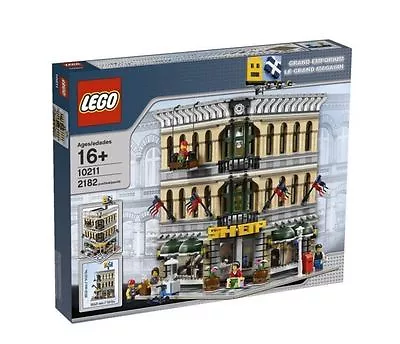LEGO Creator Grand Emporium 10211 - Retired! • $988