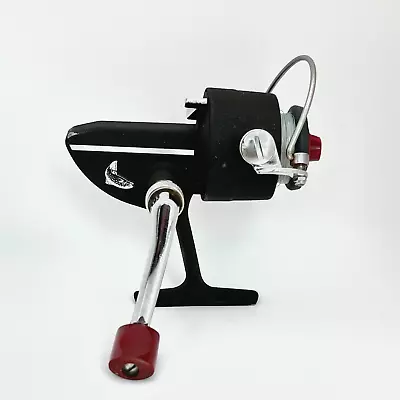 Vintage  D.a.m.  Quick  110n  Spinning  Fishing  Reel • $31