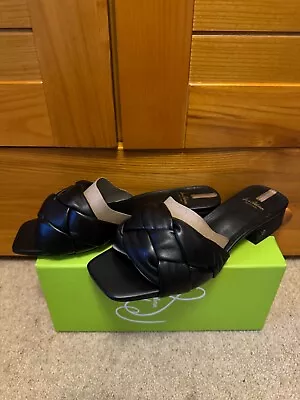 Sam Edelman Dawson Sandals Black Leather Size UK 6 EU 39 BNWB • £27