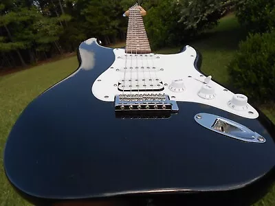 $119 • Buy Fender Starcaster Strat Electric Guitar