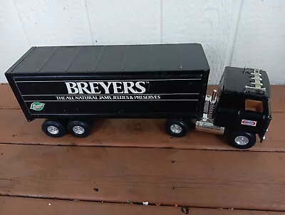 Vintage 1/16 Scale ERTL International Breyers Craft Semi Truck • $65