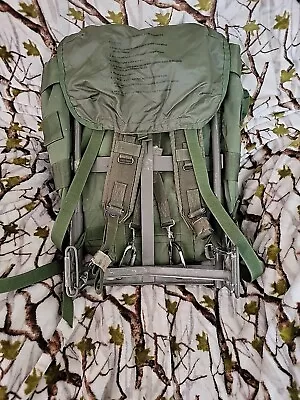 Combat Field Pack Medium Military Camouflage LC-2 Nylon With Frame And Alice Str • $65