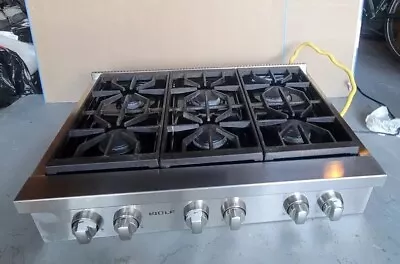 Wolf 36  Range Top - SRT366 - 6 Burners Stainless Steel Knobs • $2399