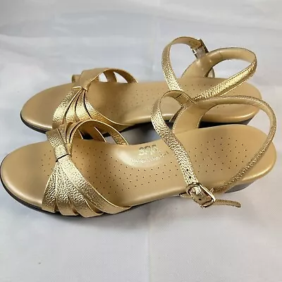 SAS Shoes Sandals Strippy Gold Metallic Leather Strap Women’s 10N Comfort 1.5” • $29.99
