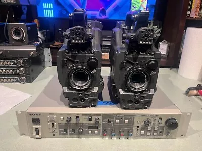 Lot Of 2 DXC D-30 Broadcast Cameras With 2 CCU-M5 • $500