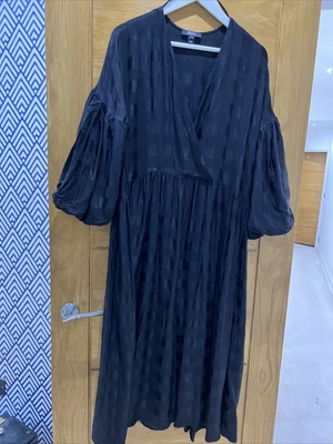 £10 • Buy River Island Black High Low MIDI Dress Size XS- Oversize Fit RRP £75