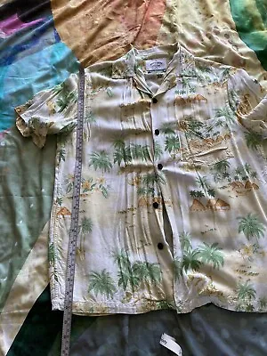 £15 • Buy Portuguese Flannel Short Sleeve Shirt. Small. Tropical Print. Viscose