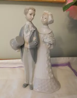 Lladro Bride And Groom Porcelain Hand Made In Spain B-5S 1977 • $24