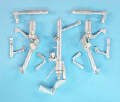 MiG-25 Foxbat Landing Gear Replacement For 1/48 ICM SAC 48342 • $17.95