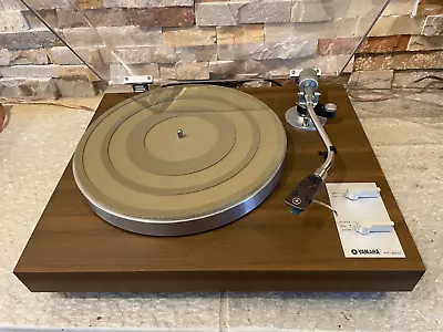 Yamaha YP-450 Vintage Manual Belt Drive Turntable (1975) Near Mint Condition • $400