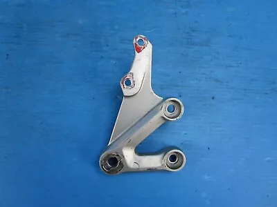 04 05 2004 2005 Suzuki Gsxr 600 750 Right Rearset Rear Set Foot Peg Bracket Oem • $14.95