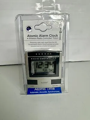 La Crosse Technology Atomic Alarm Clock Radio Controlled Table Top Silver NEW • $42
