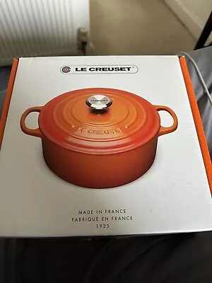 Le Creuset Signature Cast Iron Volcanic Flame Round Casserole 20cm 2.4L • £175