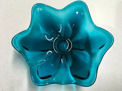 Vintage MCM Viking Art Glass Epic 6 Petal Shallow Bowl In Bluenique • $20