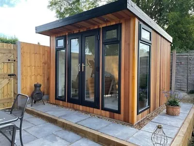 Western Red Cedar/Garden Room/Salon/Gym/Beauty Room • £12200