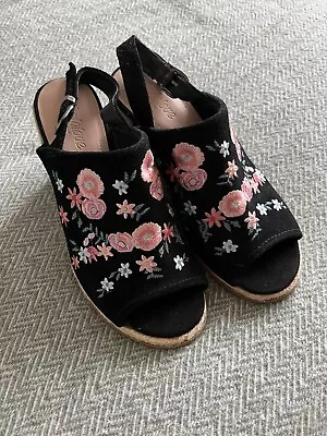 M&S Footglove Shoes Sandals Wedge Heel Size Uk 5.5 Black Pink Embroidered Suede  • £13