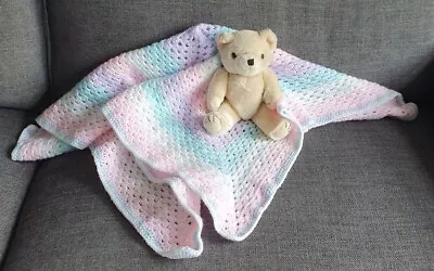 Hand Crochet Baby Blanket • £8.99