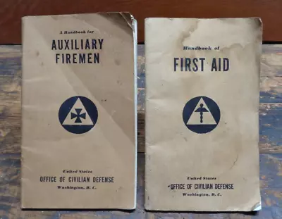 RARE WWII Vintage Civil Defense Auxiliary Fireman & First Aid Manual Booklet • $9.99