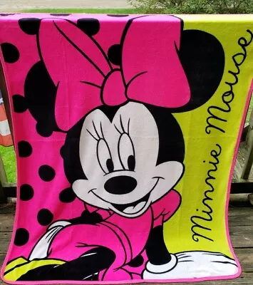 Disney Store Fleece Throw Blanket Minnie Mouse 4' X 5' Toddler Bed Nap Soft Cute • $12.87