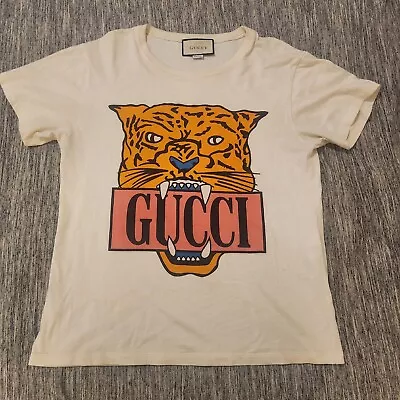 Gucci T-Shirt (Pre-Owned) Great Condition Size M • $200