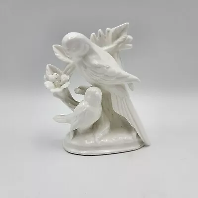 Adult Bird And Baby Bird White Porcelain Figurine Mid Century Modern Japan • $19.99