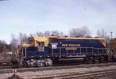 NEW ENGLAND CENTRAL Railroad Train Locomotive ST ALBANS VT Original Photo Slide • $4.99